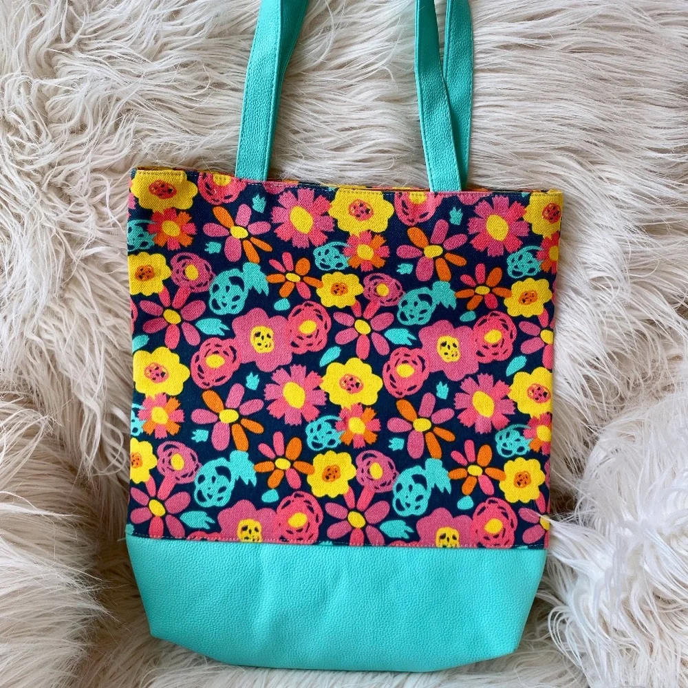 Vintage Print Floral Lined Tote Bag